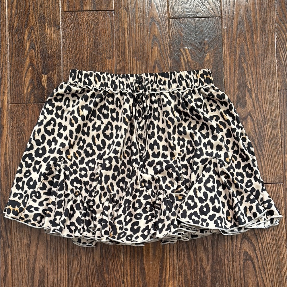Aakaa Black and Cream Leopard Mini Skirt